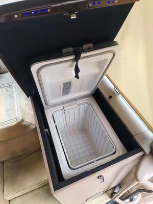 Autobus de 23 places utilisé avec fenêtres scellées, boîte de vitesses manuelle