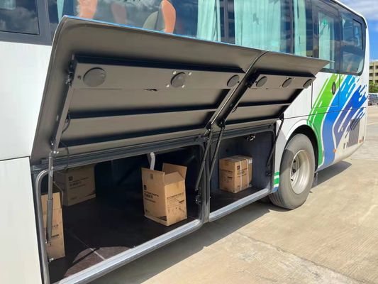 48 sièges Autobus Yutong d'occasion Diesel Autobus de luxe d'occasion produits en octobre 2020