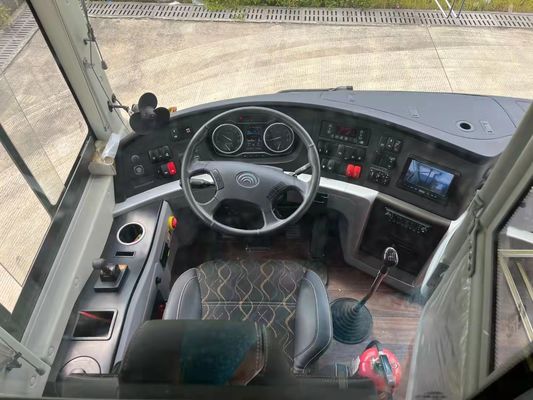 48 sièges Autobus Yutong d'occasion Diesel Autobus de luxe d'occasion produits en octobre 2020
