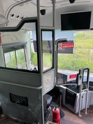 48 sièges Autobus Yutong d'occasion Diesel Autobus de luxe d'occasion produits en octobre 2020