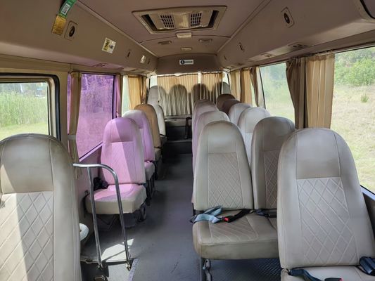 Autobus touristique Golden Dragon de seconde main 22 places Autobus de première propriété avec climatisation