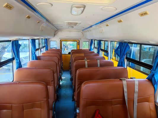 34 sièges YuTong bus scolaire d'occasion carburant diesel avec moteur V6