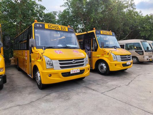 Changan 51 sièges Autobus scolaire d'occasion 80 km/h Vitesse maximale Norme d'émission Euro 4