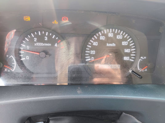 3 sièges camion de chargement légers de seconde main
