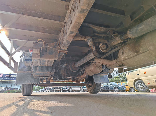 3 sièges camion de chargement légers de seconde main