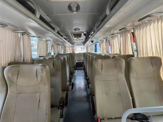 Autobus Yutong d'occasion durable 47 places Autobus touristique LHD d'occasion avec 2 portes