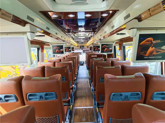 Autobus touristique d'occasion Yutong 51 places, Euro 5 LHD Diesel