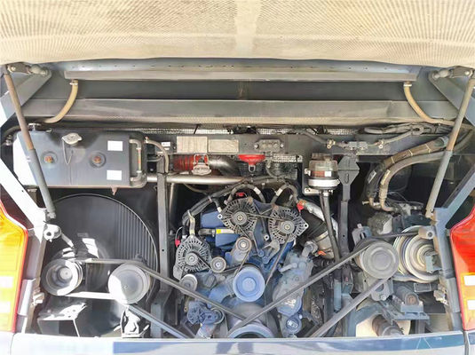 Autobus touristique d'occasion Yutong 51 places, Euro 5 LHD Diesel