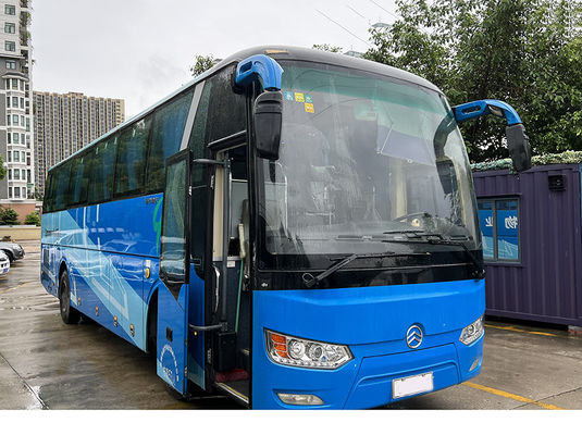 Le Golden Dragon est un bus d'occasion de 53 places équipé de carburant diesel Euro 4 LHD.