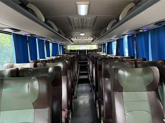 Le Golden Dragon est un bus d'occasion de 53 places équipé de carburant diesel Euro 4 LHD.