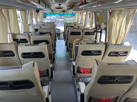 Autobus touristique diesel d'occasion 37 places 2 portes LHD Euro 4 avec boîte de vitesses manuelle