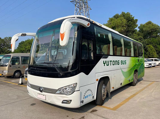39 places assises - Bus d'occasion - Grand bus touristique avec moteur diesel
