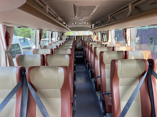 39 places assises - Bus d'occasion - Grand bus touristique avec moteur diesel