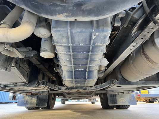 Bus bleu d'occasion 51 places Norme d'émission Euro 4