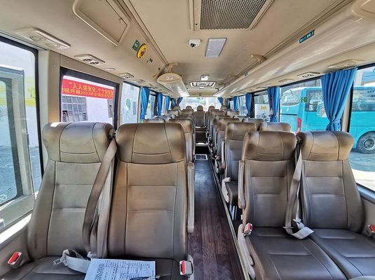 LHD Yutong bus de luxe d'occasion 31 places avec boîte automatique