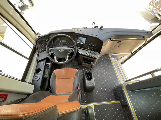 Comfort Autobus touristique d'occasion 44 places Diesel Euro 5 Autobus King Long d'occasion