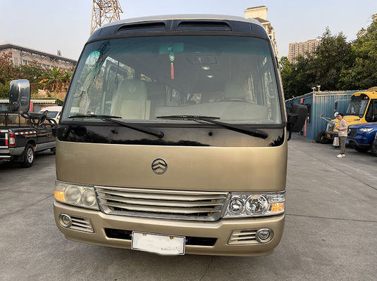 Le Golden Dragon Diesel est un bus d'occasion, 15 camionnettes d'occasion selon la norme ISO