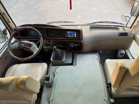 Le Golden Dragon Diesel est un bus d'occasion, 15 camionnettes d'occasion selon la norme ISO