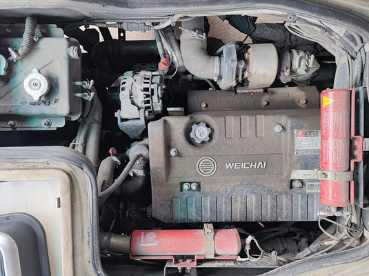 YuTong est une mini-autocar de 19 places diesel avec transmission manuelle.