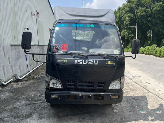 Les camions à usage moyen, les véhicules utilitaires d'occasion Isuzu.
