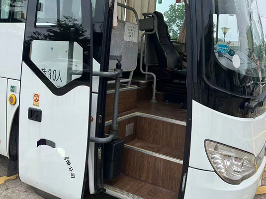 Autobus urbain diesel d'occasion 33 places Vitesse maximale 100 km/h Euro 5 Autobus manuel de deuxième main