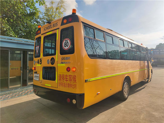 Autobus scolaire automatique jaune pré-propriété de 46 sièges