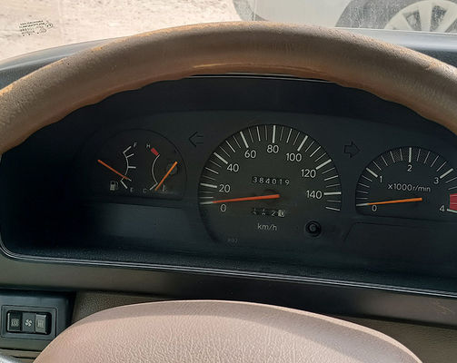 Autobus d'occasion 23 places minibus LHD avec transmission manuelle et type de carburant diesel