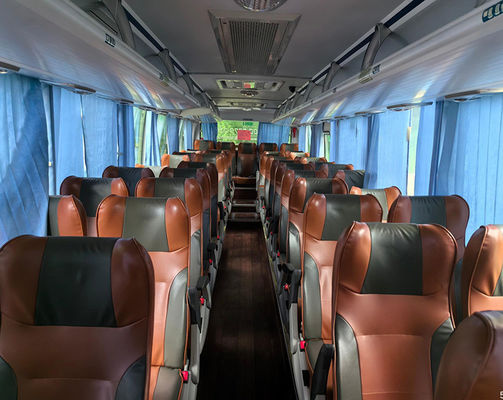 48 places Autobus d'occasion Autobus diesel Vitesse maximale 100 km/h Autobus de conduite Autobus bon marché