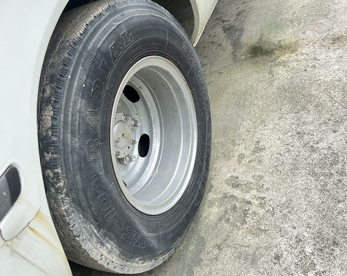 Bus utilisé, norme d'émission Euro 3, avec position de conduite à gauche, moteur essence