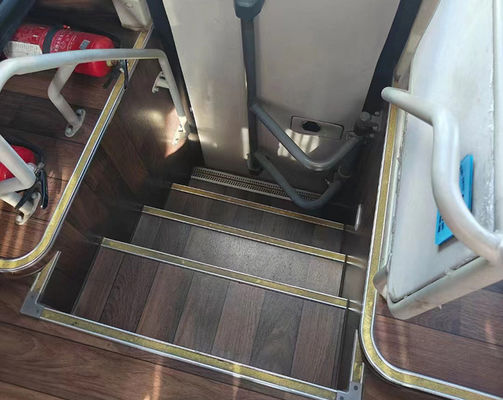 50 places Bus d'occasion Euro 5 Autobus de tourisme d'occasion Longue distance