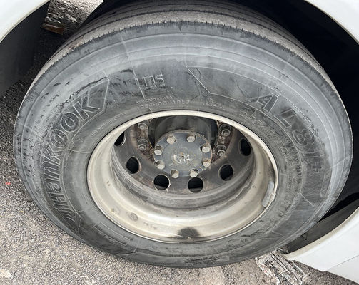 Autobus d'occasion 12m 57 places LHD Moteur diesel Autocar 1 porte Autobus commerciaux d'occasion