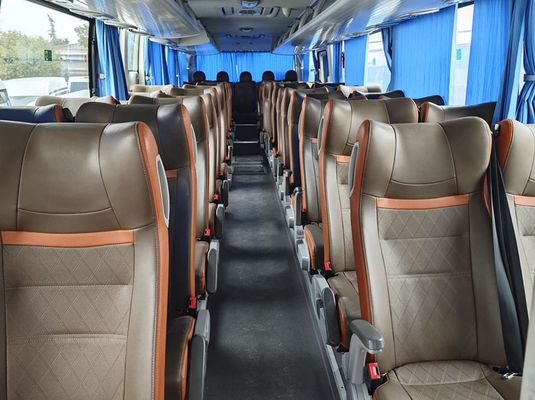 Autobus de Yutong Autobus diesel d'occasion Avec une puissance du moteur de 220 kW 50 places Autobus touristique d'occasion