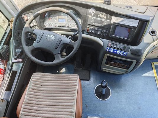 Autocar Yutong 50 places d'occasion avec moteur diesel 220 kW