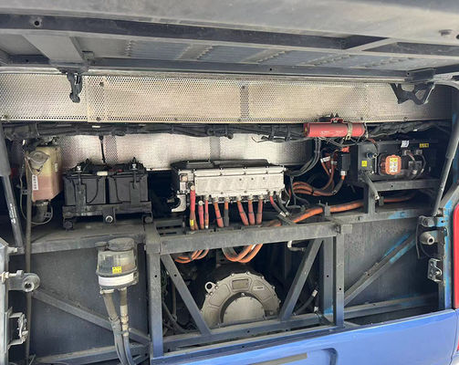 Autobus électrique d'occasion 34 places, 100 kWh, P.T.A.C. 14200 kg, autocar d'occasion