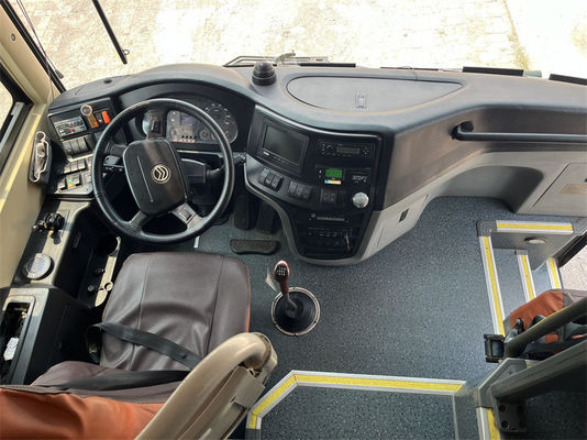Autobus d'occasion Autobus d'occasion Autobus avec DRAGON doré Autobus 47 places Type de carburant diesel