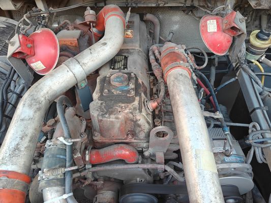 56 sièges moteur diesel LHD KLQ6106XQE4 Uesd bus scolaire fabriqué en Chine
