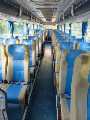 Autobus d'affaires d'occasion de 247 kW avec 57-59 sièges et compartiments de couchage du conducteur