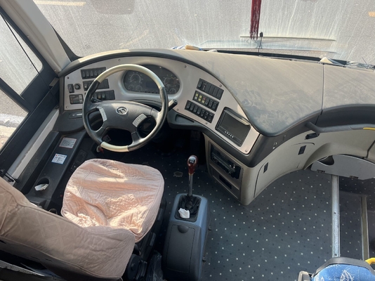 Autobus Longue Distance Yellow King d'occasion : Configuration 63 places, Moteur Yuchai & Boîte de vitesses manuelle